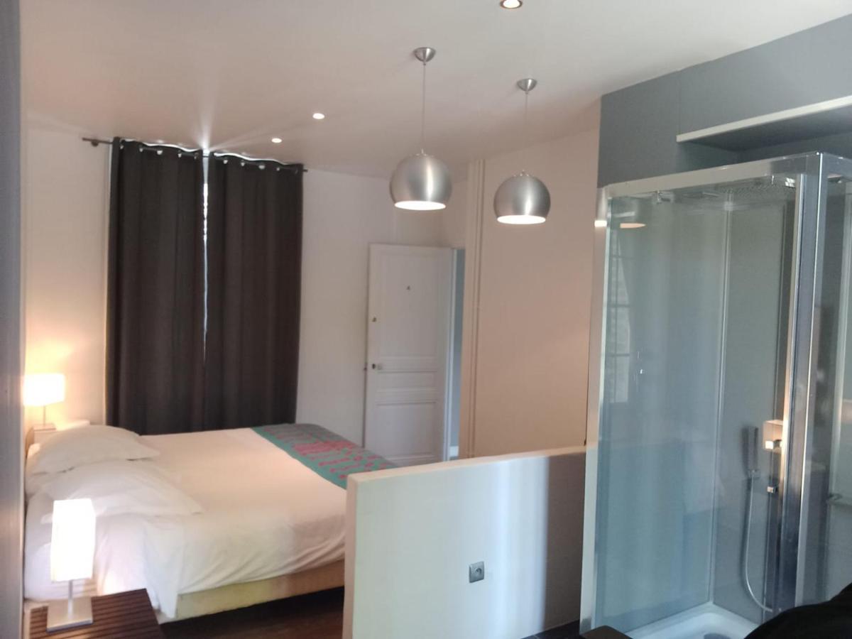 Le Manoir De Villefermoy Les Ecrennes Eksteriør bilde